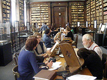 Groupe de travail à la Bibliothèque de Saint-Omer
